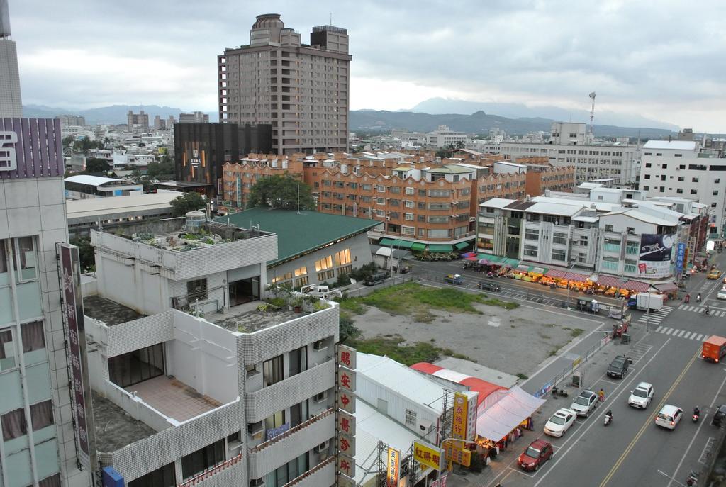 Melody Hotel Taitung Экстерьер фото